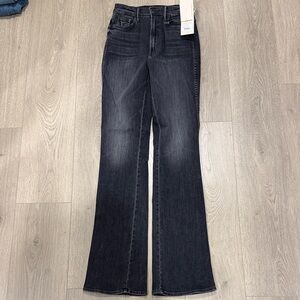 MOTHER SMOKING SECTION 26